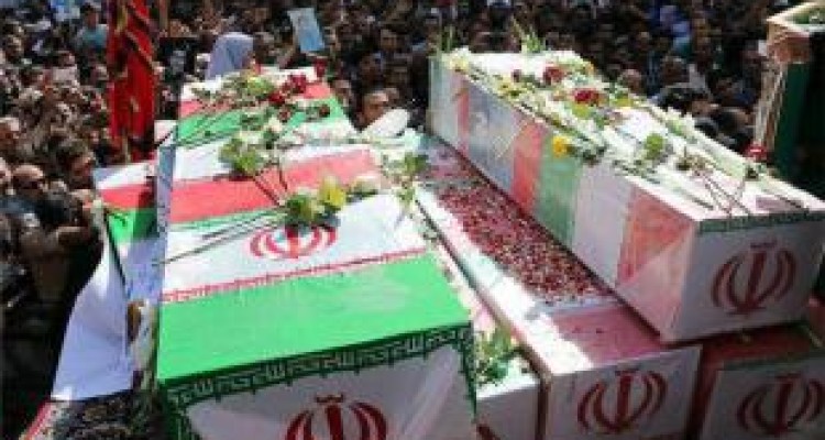 تشییع پیکر ۹ شهید گمنام دفاع مقدس در کرمانشاه