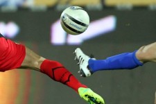 آبی پوشان در صدد فرار از بحران، پرسپولیسی‌ها به دنبال صدرنشینی/ زنبور‌ها صدر را از پدیده می‌گیرند؟ 