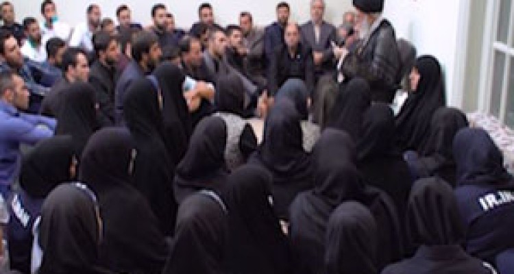 بیانات رهبر انقلاب درباره حضور با ارزش بانوان محجبه در میدان‌های ورزشی +فیلم 