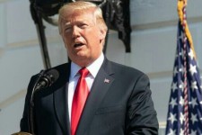 اظهارات تحقیرآمیز ترامپ درباره عربستان پس از گفتگو با ملک سلمان 