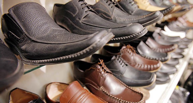 سهم ۱ درصدی ایران از گردش ۱۲۰ میلیارد دلاری صنعت کفش در جهان/ ظرفیت تولید ۴۰۰ میلیون جفت کفش وجود دارد 