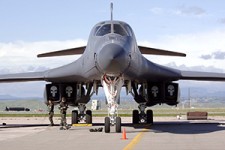 حادثه‌هایی که هنگام رهاسازی بمب توسط بمب افکن‌ها رخ می‌دهد + فیلم 