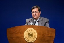 عرضه ارز در بازار ثانویه شتاب می‌گیرد/ تامین ۹.۵ میلیارد دلار برای کالا‌های اساسی و ضروری 