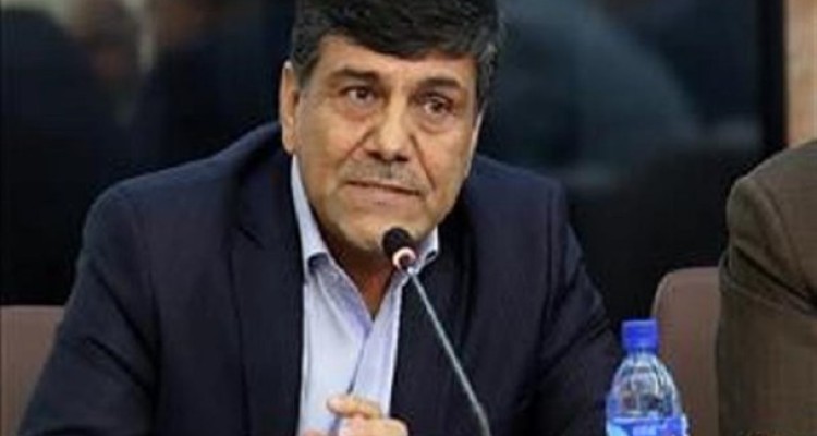 انتقادات بسیاری از شریعتمداری وجود دارد/ مدیریت خوبی از تیم اقتصادی دولت ندیدیم