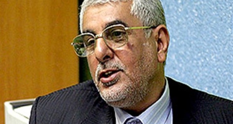 بدهی 22 تریلیون دلاری آمریکا به بانک‌های خارجی/ ترامپ آمریکا را به فروپاشی نزدیک تر کرده است/ وجود سلاح های گسترده، آمریکا را به جنگ خونین داخلی می کشاند