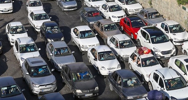 بارش باران در ۵ جاده/ ترافیک در ورودیهای تهران