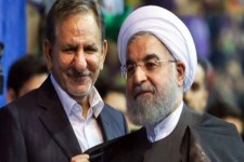 تنگنای معیشتی مردم به پایان ماه هشتم رسید/ روحانی از پیروزی صحبت می‌کند، جهانگیری از صبر و شکیبایی!