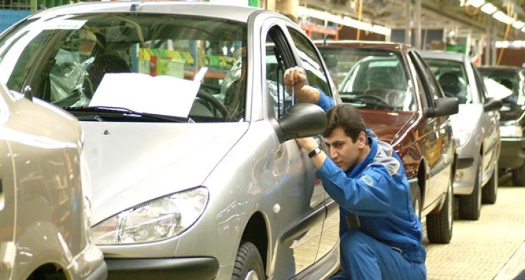 بدهی ۲۰ هزار میلیارد تومانی ایران‌خودرو و سایپا به قطعه‌سازان