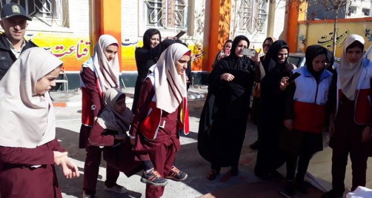 اجرای بیستمین مانور سراسری زلزله و ایمنی در شهرستان اسلام آبادغرب+تصاویر 