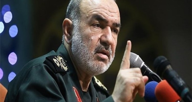 شهادت و ایستادگی رمز بقای انقلاب اسلامی / ایران علمدار مقاومت علیه قدرت های بزرگ است/ فرهنگ شهادت نقشه های دشمن را بی نتیجه خواهد گذاشت