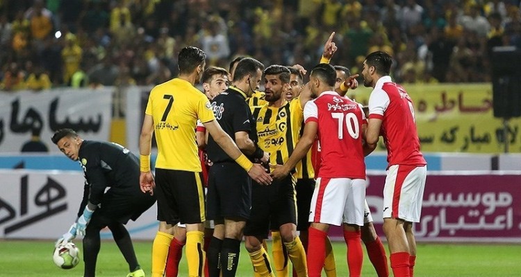 سپاهان اصفهان - پرسپولیس تهران / ارتش سرخ به قلعه رسید/ دیدار حساس زرد و قرمز‌ها این بار در نقش جهان 