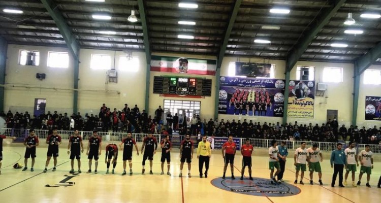 زاگرس اسلام آبادغرب موفق به كسب مقام قهرمانى نيم فصل ليگ برتر هندبال كشور شد/لزوم حمایت های بیشتر مسئولین از هندبال زاگرس 