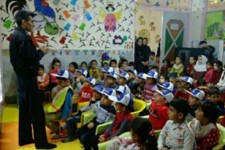 آموزش مهارت‌های راهنمایی و رانندگی در مهد کودک‌های اسلام‌ آبادغرب