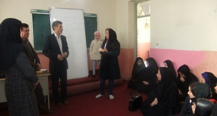 رفع موانع و جذب حداکثری سواد آموزان اسلام آبادغرب