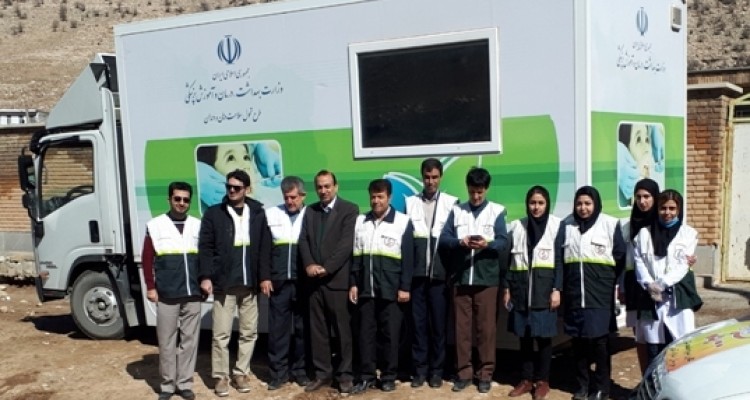ارائه خدمات رایگان کاروان سلامت بسیج جامعه پزشکی در اسلام آبادغرب+تصاویر