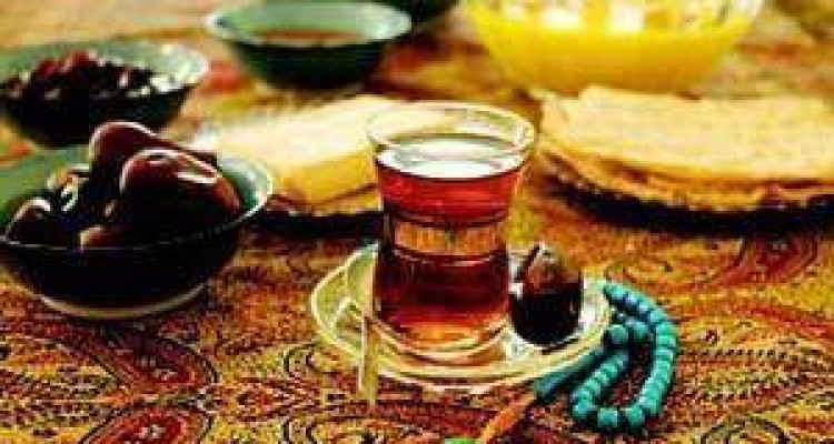 روزه داری یک فریضه الهی است/توصیه های پزشکی یک متخصص طب سنتی در ایام روزه داری