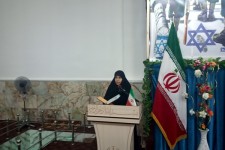 زن در صدف حجاب می تواند گوهر عفت خود را حفظ کند