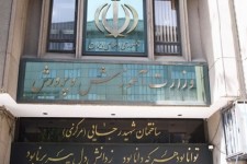 دود سیاسی‌کاری مسئولان به چشم دانش‌آموزان رفت/ مهم‌ترین دستگاه تعلیم و تربیت در بلاتکلیفی مطلق