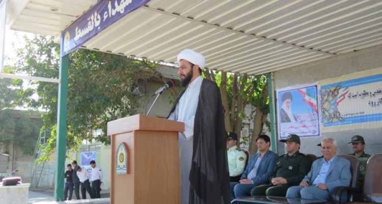 اقتدار و امنیت جمهوری اسلامی مرهون اتحاد نیروهای مسلح وپیروی از فرماندهی معظم کل قوا می باشد/فتنه انگیزی دشمنان برای جلوگیری از حرکت عظیم اربعین حسینی راه به جایی نخواهد برد