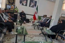 دیدار کارکنان اداره اوقاف و امور خیریه اسلام آبادغرب با امام جمعه محترم شهرستان