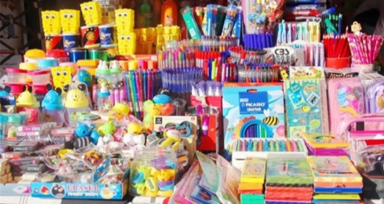 سردرگمی والدین برای خرید وسایل مدرسه/ لوازم التحریر فروشان هم ضرر کردند