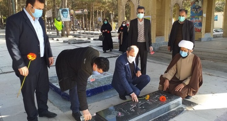 تجدید میثاق با آرمان های شهیدان به مناسبت سالروز تشکیل نهضت سوادآموزی