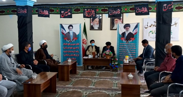 دیدار مسئولین موکب های اسلام آبادغرب با امام جمعه شهرستان