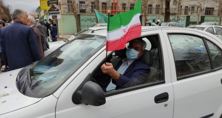 حضور پرشور مردم اسلام آبادغرب در راهپیمایی موتوی و خودرویی یوم الله 22 بهمن+عکس و فیلم