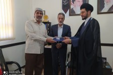 اعطای حکم و تقدیر  از اعضای ستاد توسعه و بازسازی عتبات عالیات شهرستان اسلام آبادغرب