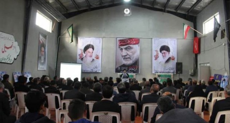 برگزاری یادواره شهدا و میز خدمت در دهستان شیان اسلام آبادغرب+تصاویر