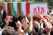 تشییع شهید گمنام همزمان با راهپیمایی حماسه ۹دی در اسلام آبادغرب