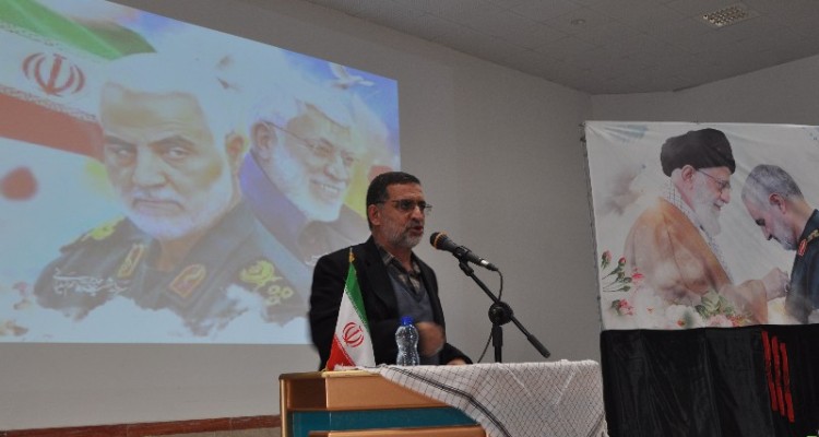 شهید سلیمانی یک مدیر میدانی و اندیشمندی صاحب نظر در حل مسائل منطقه‌ای و جهانی بود/ بسیج مردمی شکل گرفته درجبهه مقاومت توسط حاج قاسم نقشه های استعمار و استکبار را شکست داد