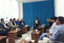 جمعی از خبرنگاران  در دیدار با امام‌جمعه  شهرستان، حمایت قاطع از مواضع ایشان را اعلام نمودند.