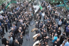 اجتماع بزرگ عزاداران حسینی(ع) در اسلام‌آبادغرب برگزار شد+تصاویر