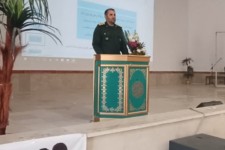 معلمان باید نسبت به افزایش آگاهی بخشی نسل جدید تلاش کنند