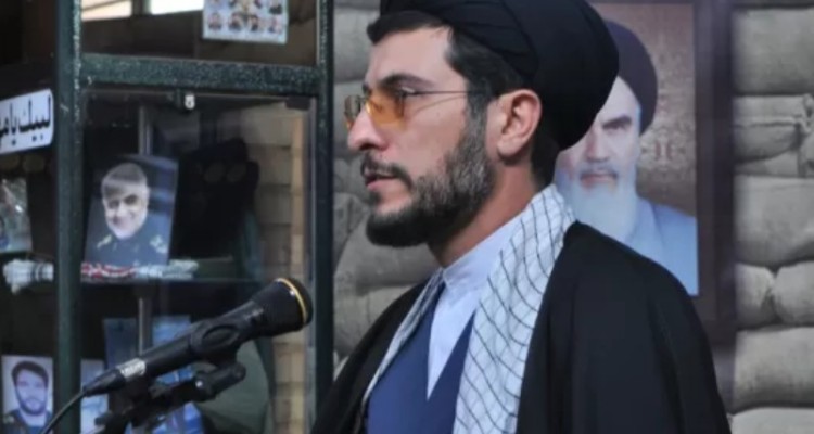 شهدای انقلاب اسلامی برای ما هویت ساز شدند