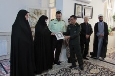 سرکشی مسئولین از خانواده شهدای اسلام آبادغرب+عکس