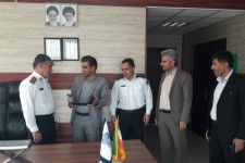 دیدار رئیس اداره آموزش و پرورش منطقه حمیل با فرماندهان حوزه انتظامی و پلیس راه منطقه