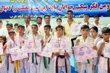 درخشش تیم کاراته اسلام‌آبادغرب در مسابقات کشوری