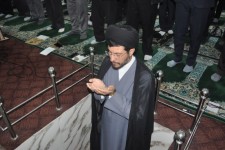 نماز با شکوه عید فطر به امامت حجت‌الاسلام سید روح الله زمانی موسوی امام جمعه شهرستان اسلام آباد غرب اقامه شد.