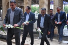 مزار شهدای اسلام‌آبادغرب غبارروبی وعطر افشانی شد