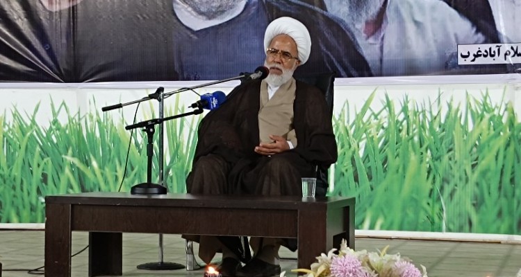 شهید آیت‌الله رئیسی الگوی ابدی برای جایگاه ریاست جمهوری و خدمت 