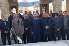 غبارروبی مزار شهدای شهرستان اسلام آبادغرب