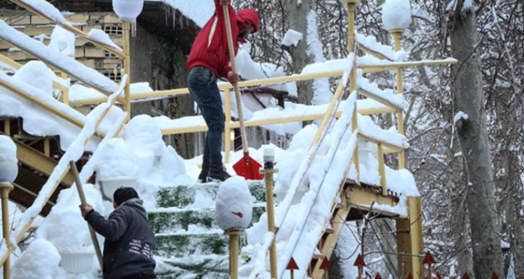 بارش برف و باران در جاده‌های ۹ استان کشور