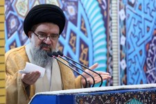 آیت‌الله خاتمی: مسئولان با کار جهادی باید سفره مردم را بهبود دهند