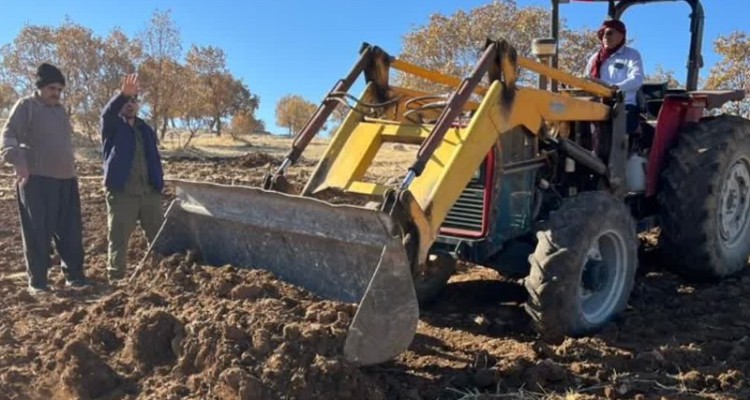 خلع ید یک هکتار از اراضی ملی در اسلام‌آبادغرب؛ برخورد قاطع با زمین‌خواری