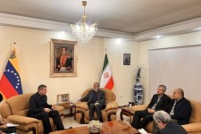 آمریکا به دنبال مقابله با ملت‌های آزاده و مبارز است