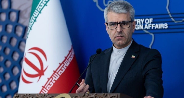 موشک برای دفاع از کیان کشور است و قابل مذاکره نیست/ آمریکا همدست جنایات اسرائیل است