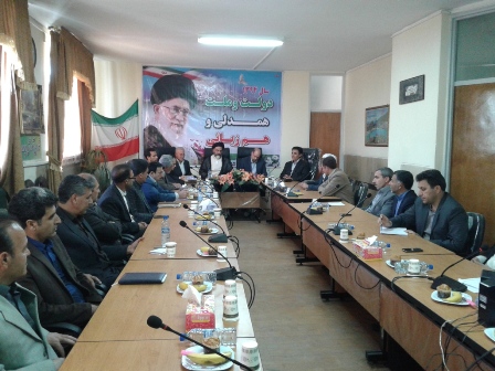 در جلسه شورای آموزش و پرورش اسلام آباد غرب از کرم محمدی تجلیل شد در جلسه شورای آموزش و پرورش اسلام آباد غرب از کرم محمدی تجلیل شد