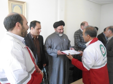 دیدار کارکنان واعضای هلال احمراسلام آبادغرب با امام جمعه شهرستان/اهدای خون اعضای هلال احمر +عکس دیدار کارکنان واعضای هلال احمراسلام آبادغرب با امام جمعه شهرستان/اهدای خون اعضای هلال احمر +عکس